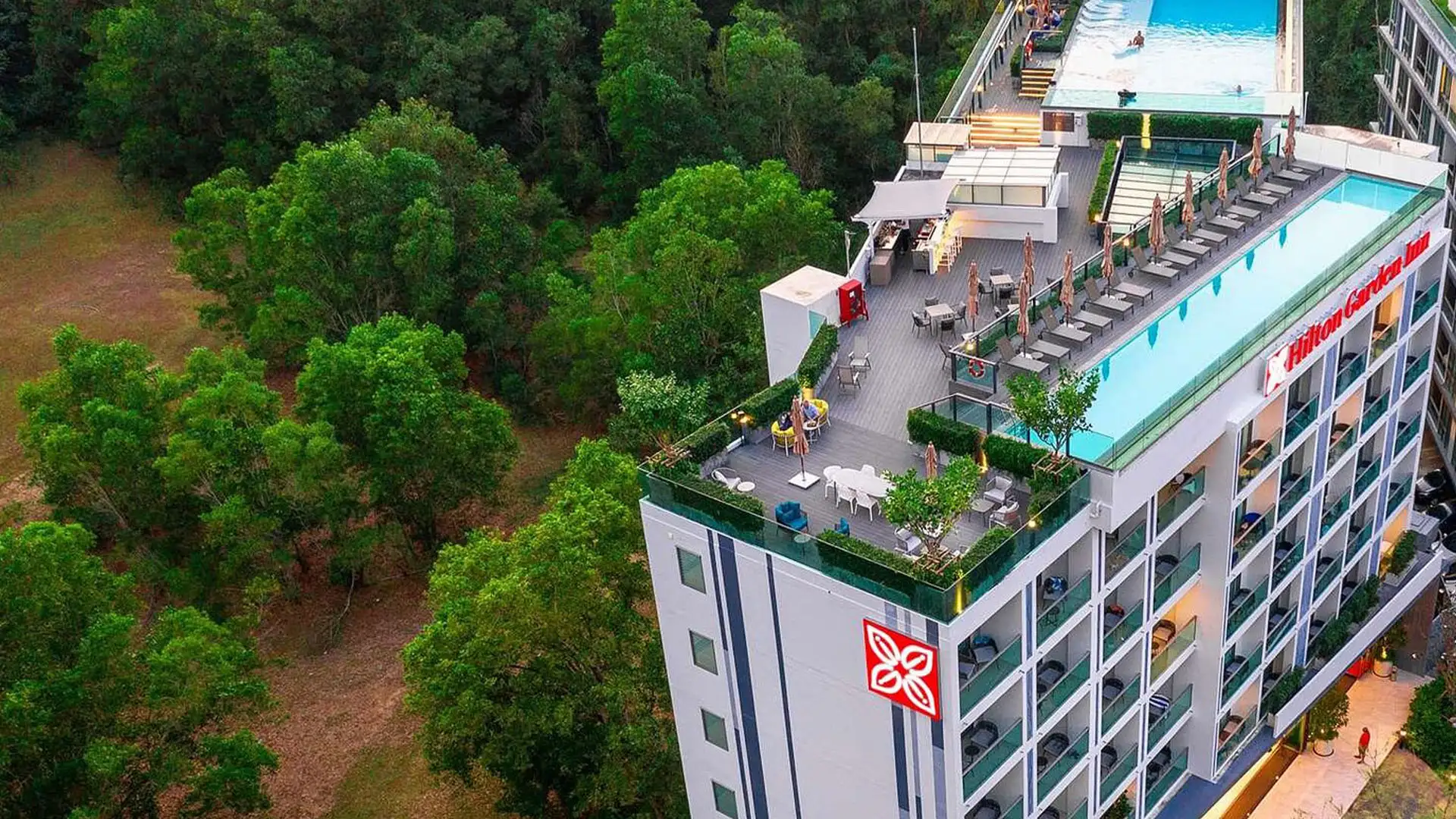 هتل هیلتون گاردن پوکت | معرفی کامل هتل 5 ستاره + عکس